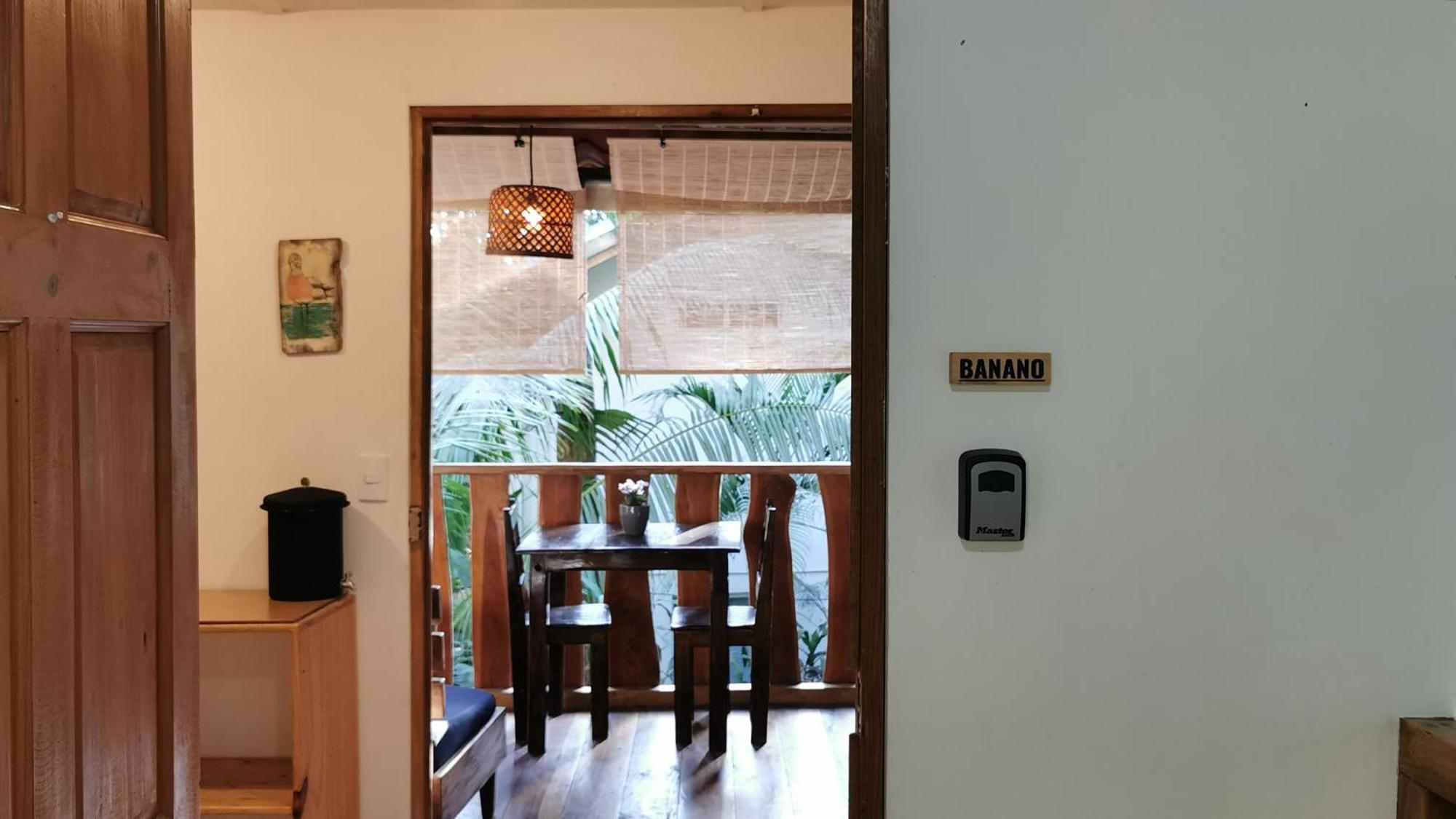 Colibri Apartments - 4 Min Walk To The Beach! Playa Santa Teresa  Ruang foto